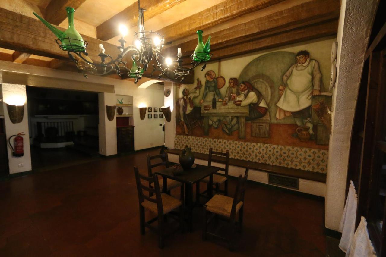 Hostal Del Senglar Espluga de Francolí Eksteriør billede